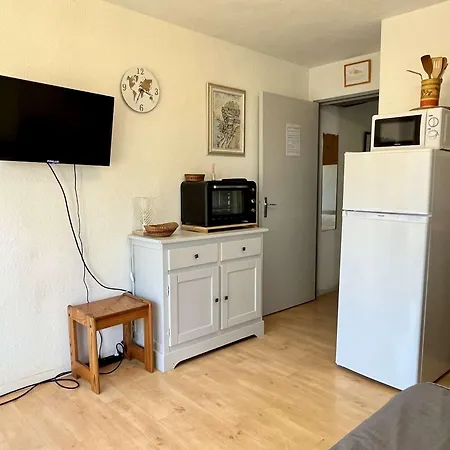 A Argeles-sur-mer, 4 Couchages, Proche Et Commerces, Piscines, Climatise - Fr-1-225-778 * Argeles-sur-Mer